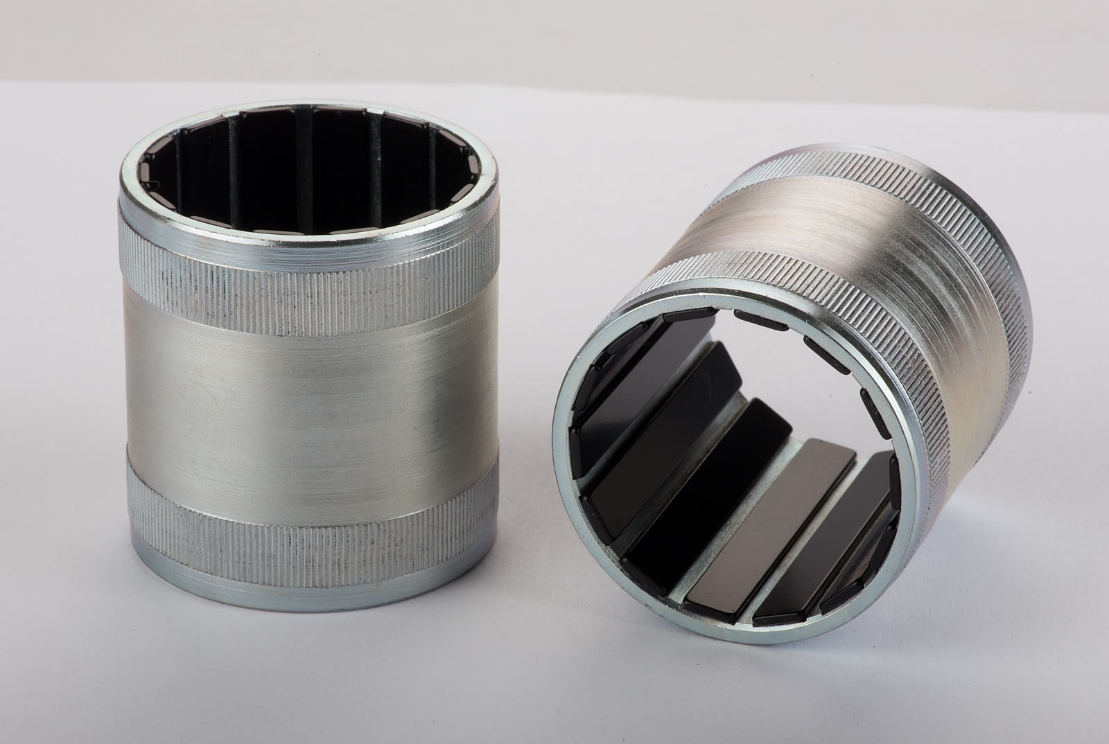Segmented ring assemblies with matched arc magnets mounted in machined housings